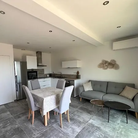 Lägenhet Un Petit Paradis