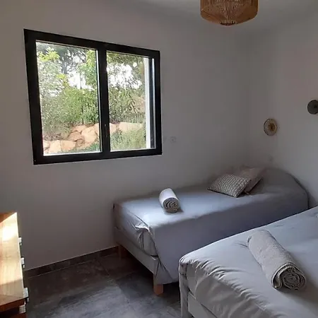 Un Petit Paradis * Pinarellu