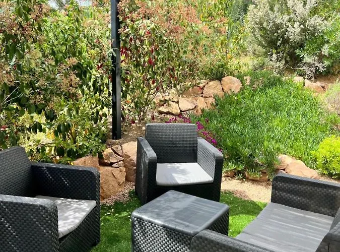 Un Petit Paradis Apartment *